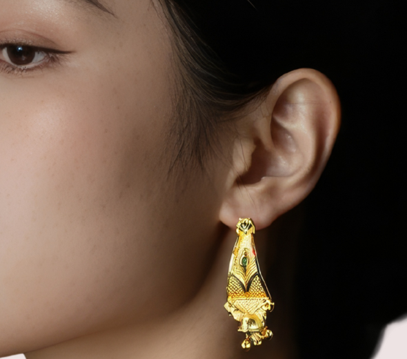 Dropship Elegant Gold-Toned Ethnic Drop Earrings